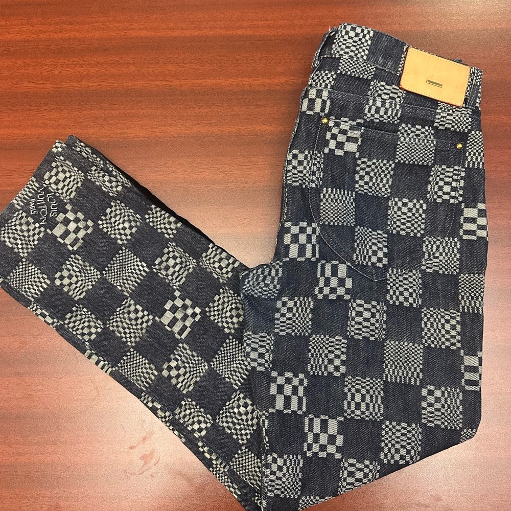 Louis Vuitton men’s Damier Denim Pants - Size 32